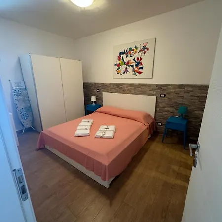 Frontemare Apartment *